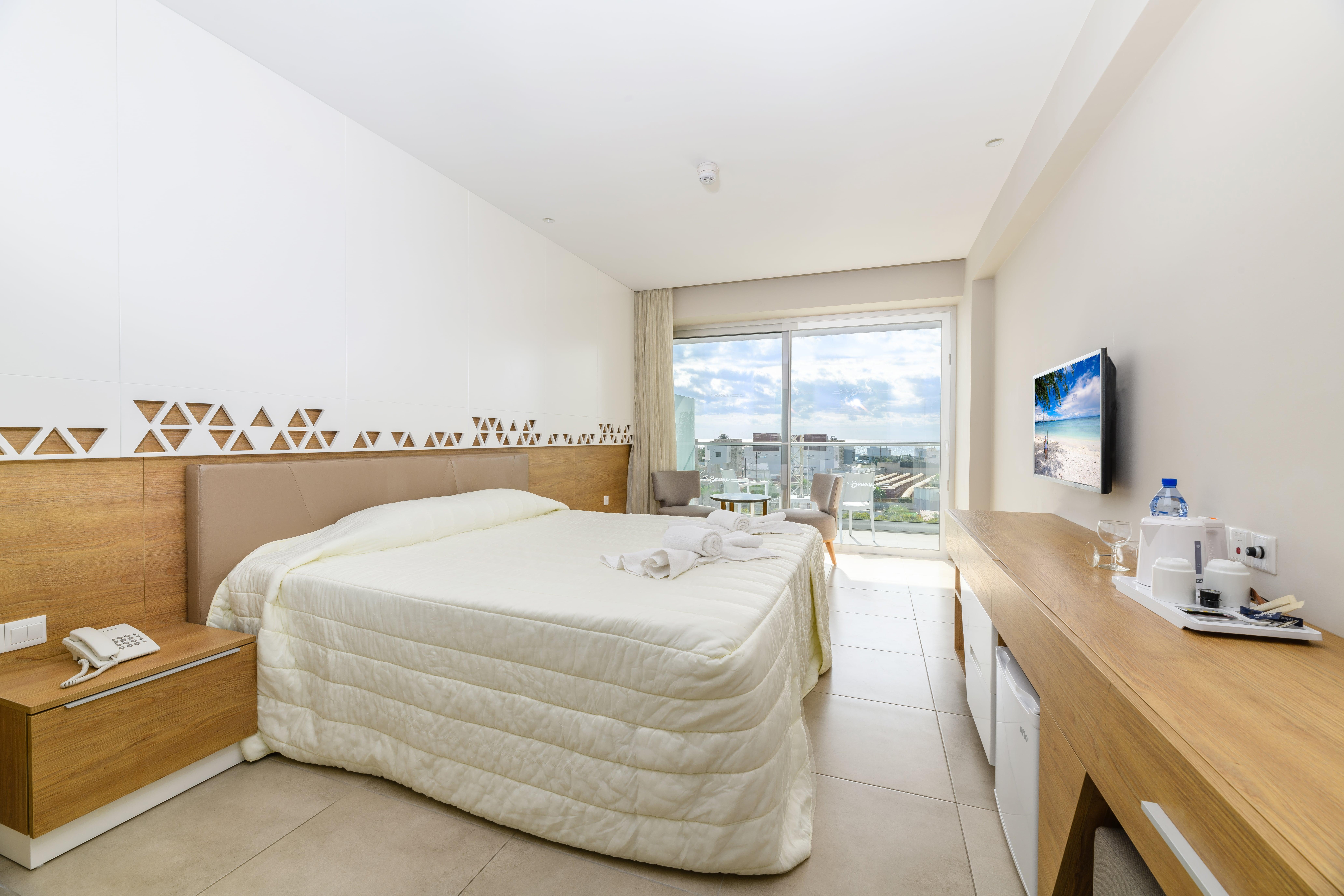 Seasons (adults Only) Hotell 4*